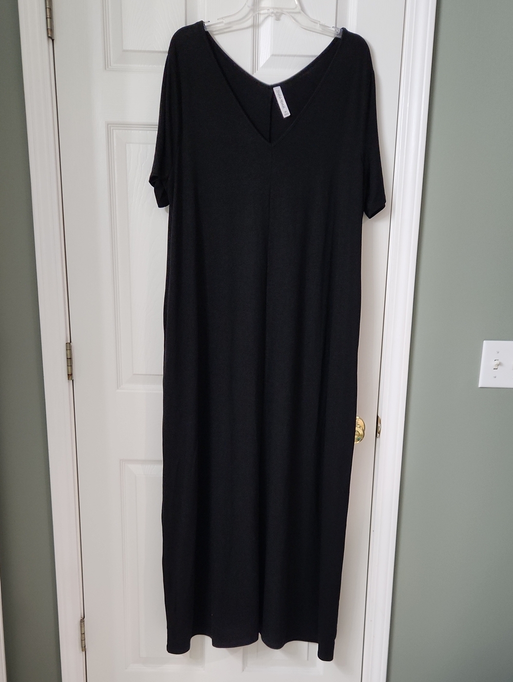 Black V-Neck Maxi Dress